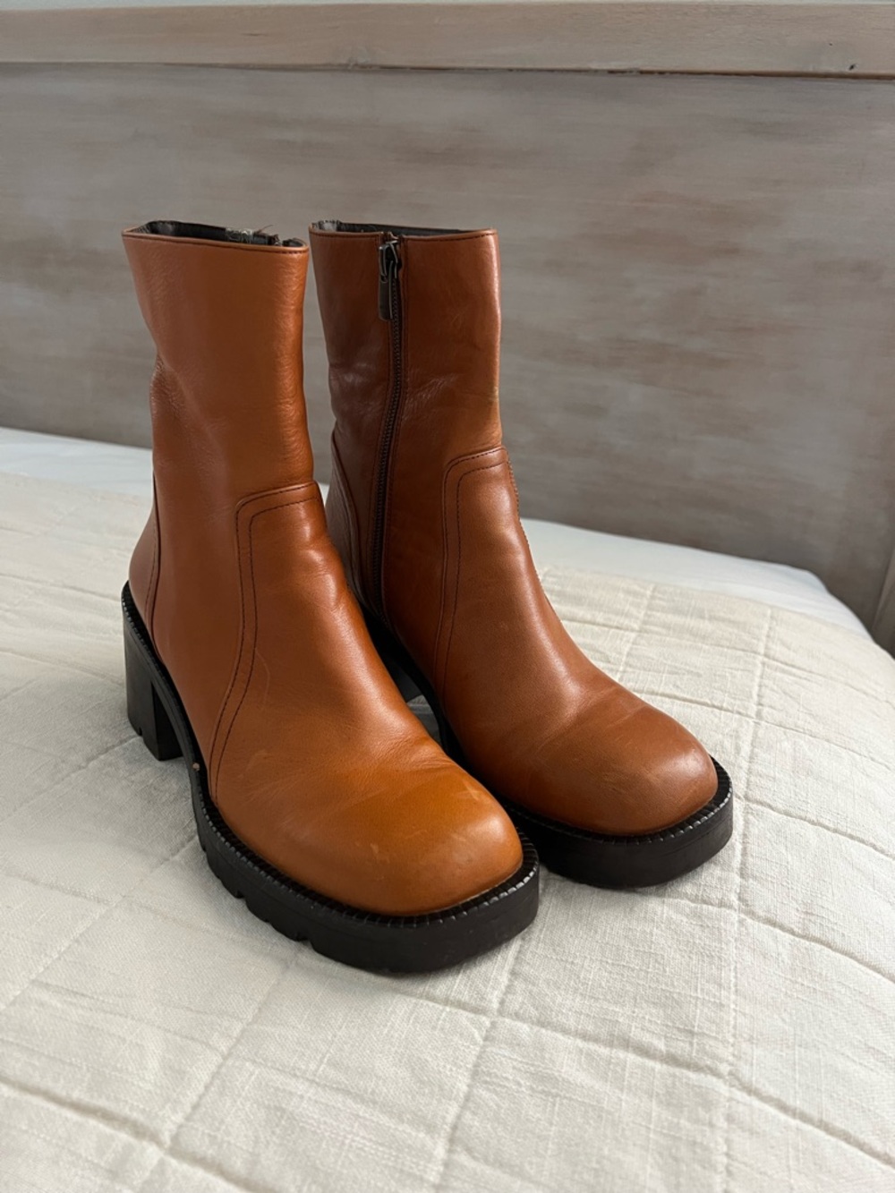 Steve Madden Leather Square Toe Lug Sole Boots